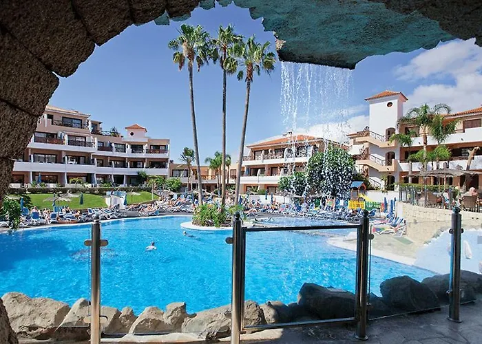 501.serene With Large Terrace And Pool
