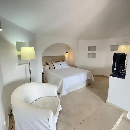 501.serene With Large Terrace And Pool * 圣米格尔德阿沃纳